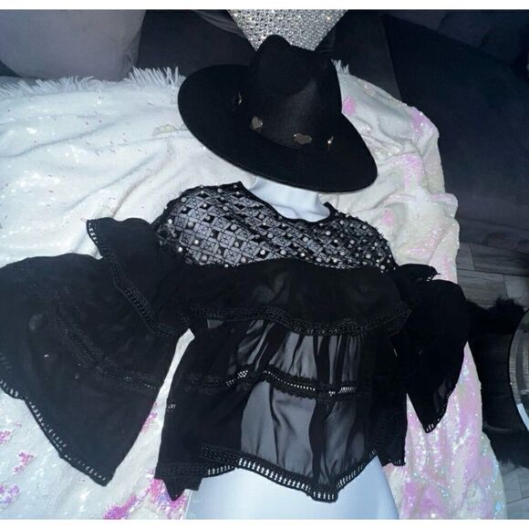 Beulah Ruffle Lace Crop Top with peals and rhinestone details - Picture 6 of 12